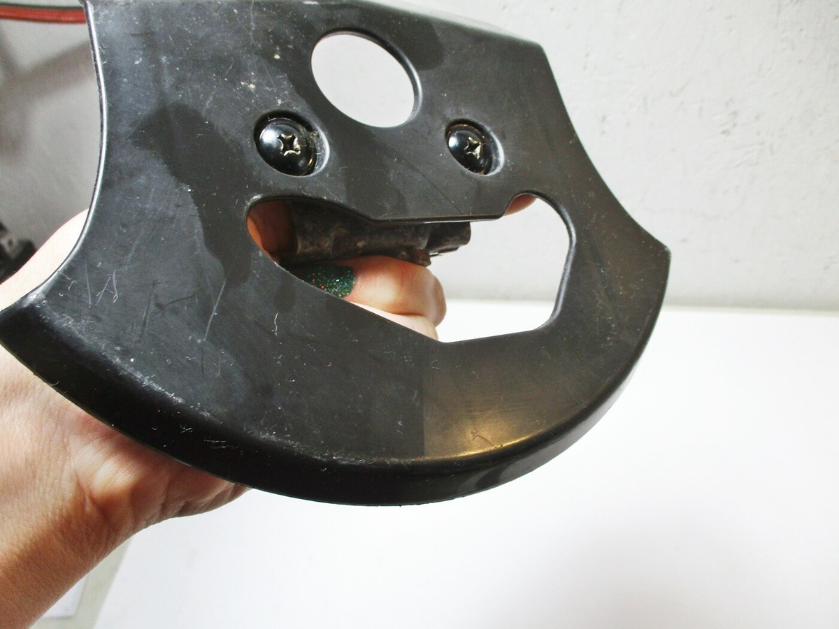 KAWASAKI ZX12R COWLING UNDER BRACKET COVER 14091-1211 ZX 12R NINJA
