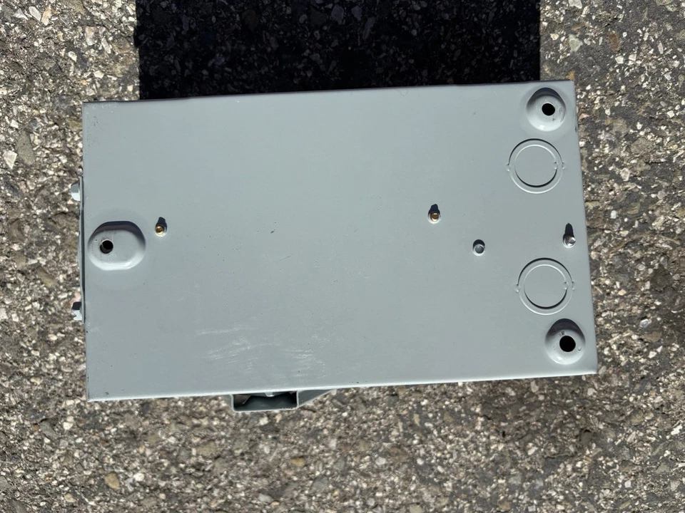 Eaton General duty non-fusible safety switch, single-throw, 30 A, 240 V, NEMA 3R - Image 4 of 4