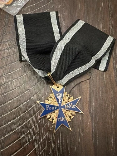 WW1 Repro German Prussian Blue Max Medal Pour Le Merite Military Award