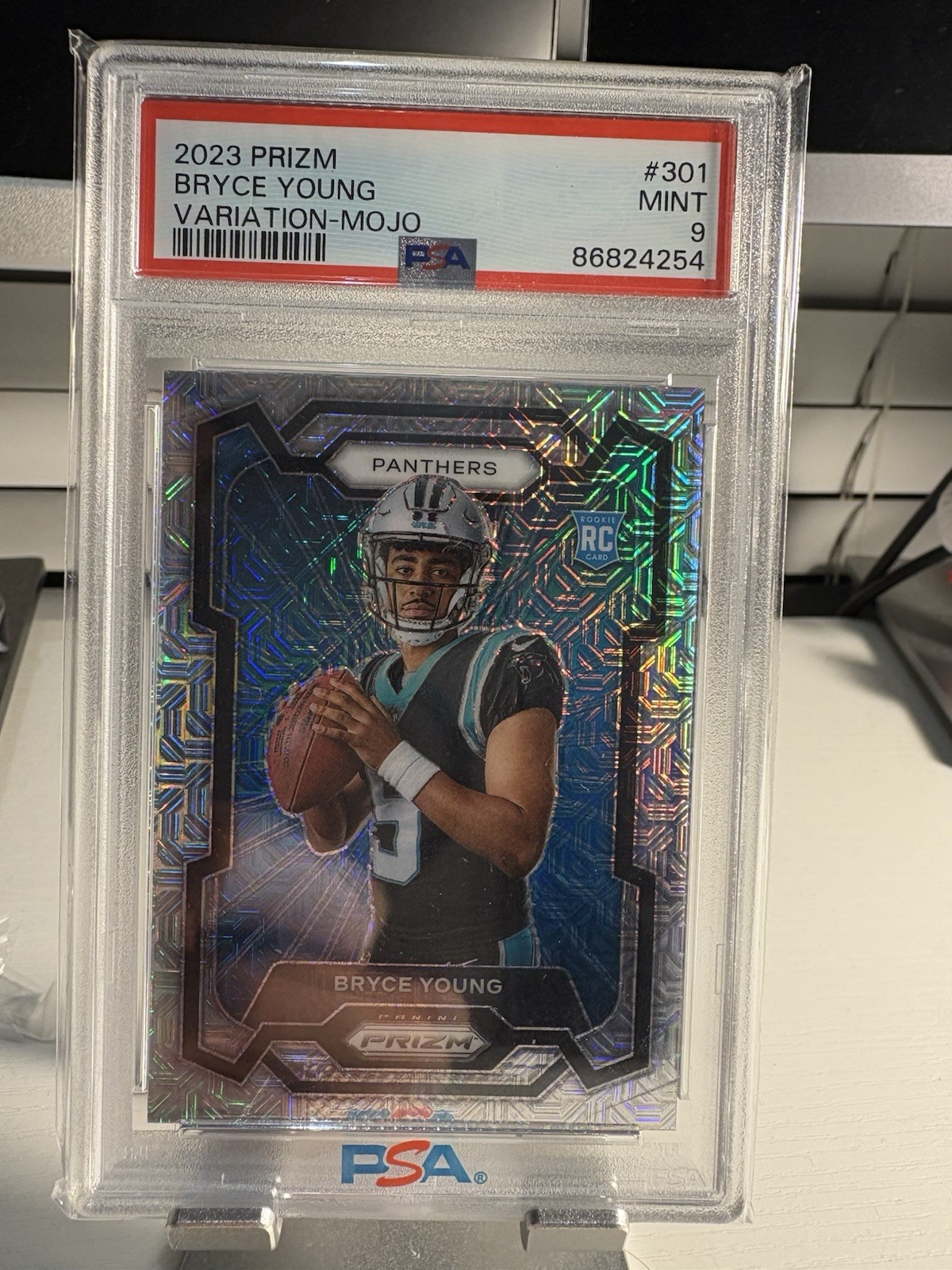 2023 Panini Prizm - Bryce Young Variation Mojo Rookie RC /25 PSA 9 #301