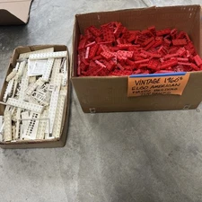 Lot Halsam/Elgo AMERICAN PLASTIC BRICKS 1000 pieces 9 pounds RED & WHITE lbs