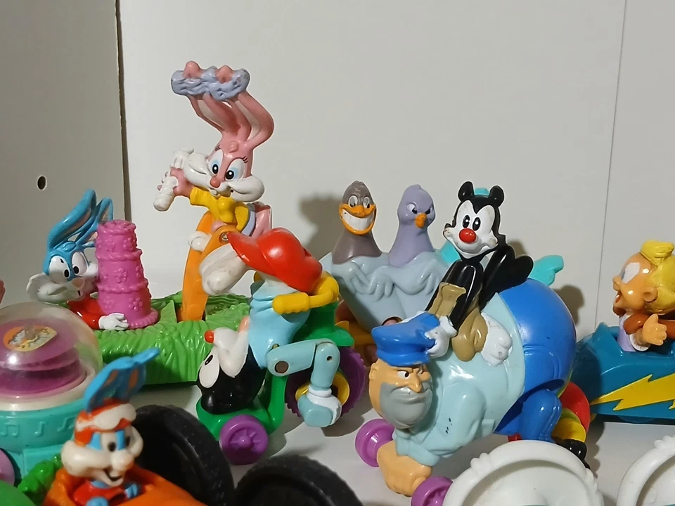Animaniacs And Tiny Toons - Juguetes Happy Meal McDonald's vintage de los años 90 - LOTE DE 12 Foto 3 de 4
