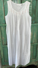 Eileen West White Long Nightgown M Sleeveless Lace Trim Pintuck Cottagecore