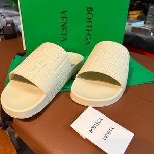 Bottega Veneta Slides Men | eBay display picture 2