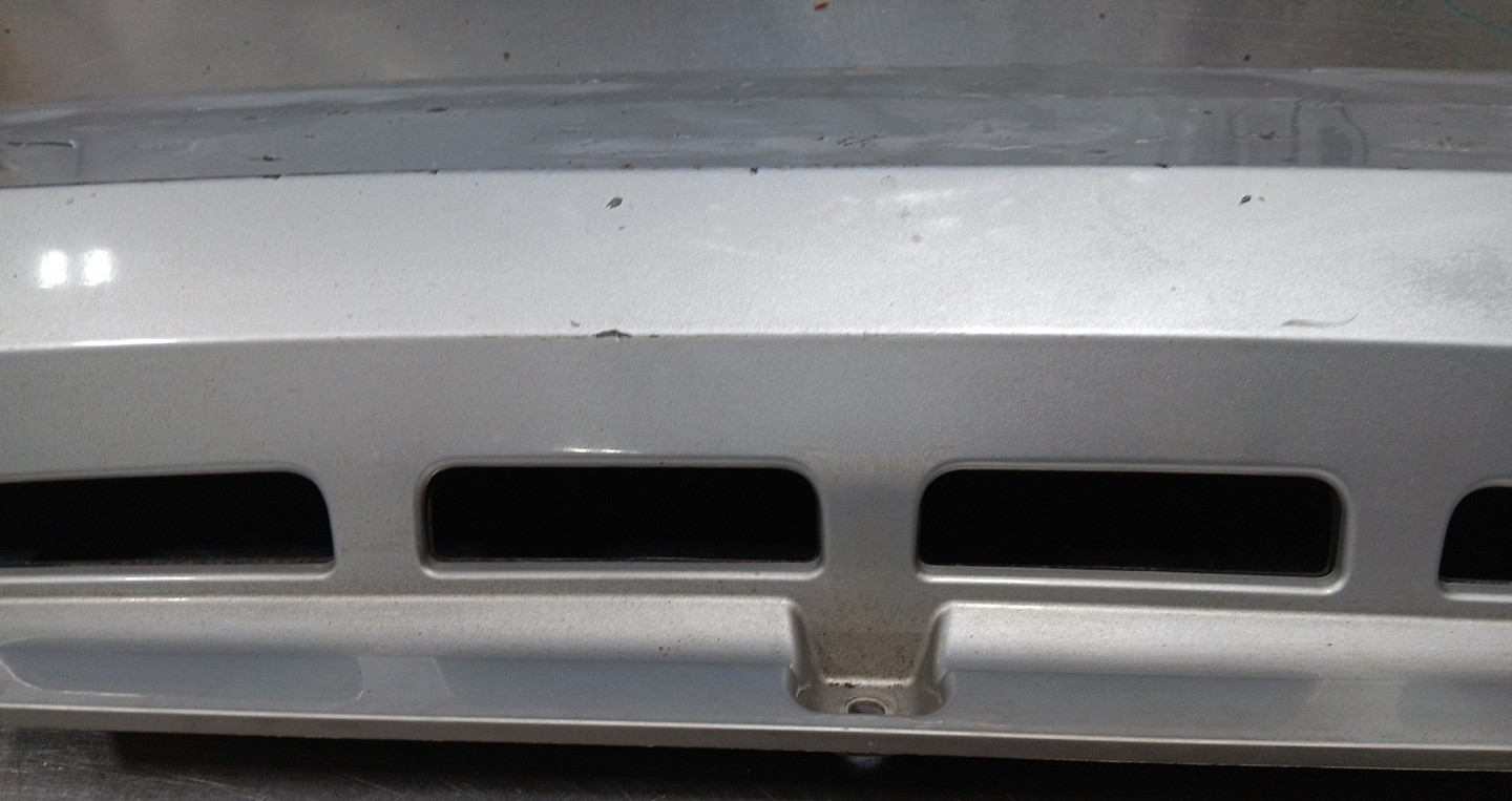 SMART FOR TWO FORTWO BRABUS 2009 REAR BUMPER CENTER SILVER COVER A 451 647 00 01