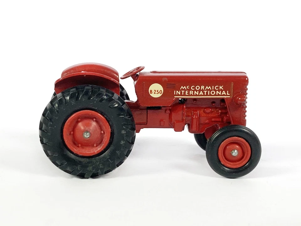 Lotto 8171 Matchbox Kingsize K-4 International Trattore Mc Cormick in confezione originale - Immagine 4 di 4