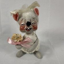 Vintage 1965 6" Annalee Mobilitee Mouse Bride w/Flower Meredith NH US