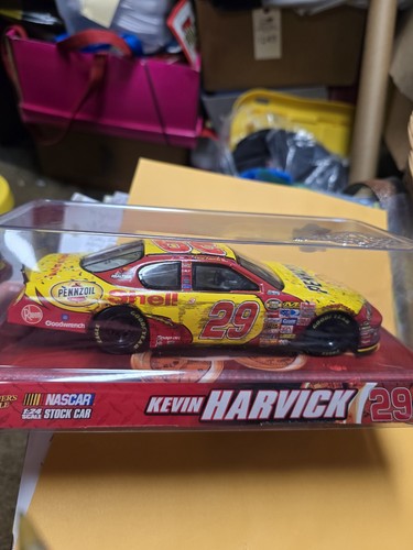 Kevin Harvick Pennzoil / Shell #29 Diecast 1:24 Scale 2007 New (Raced Version) - Picture 3 of 3
