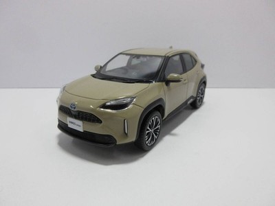 1/30 TOYOTA YARIS CROSS HYBRID BEIGE 963639 | eBay