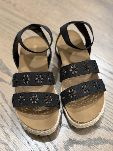 Steve Madden "Kimbrly" Mädchen Gr. 2 Espadrille Plateau Sandale schwarz