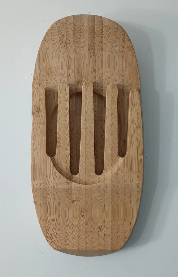 Pampered Chef Bamboo Wood Salad Claws Hands Tongs #2288 - Image 3 of 4