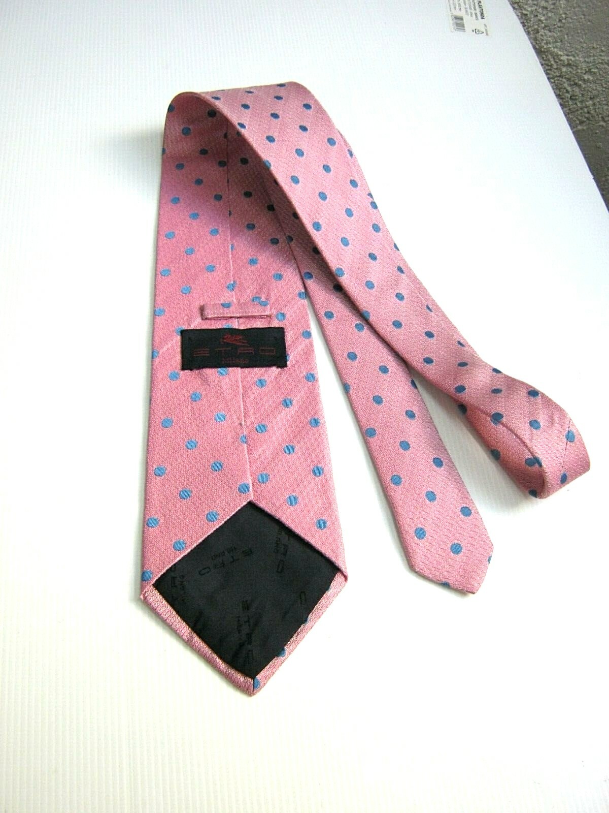 Picture 2 of 4