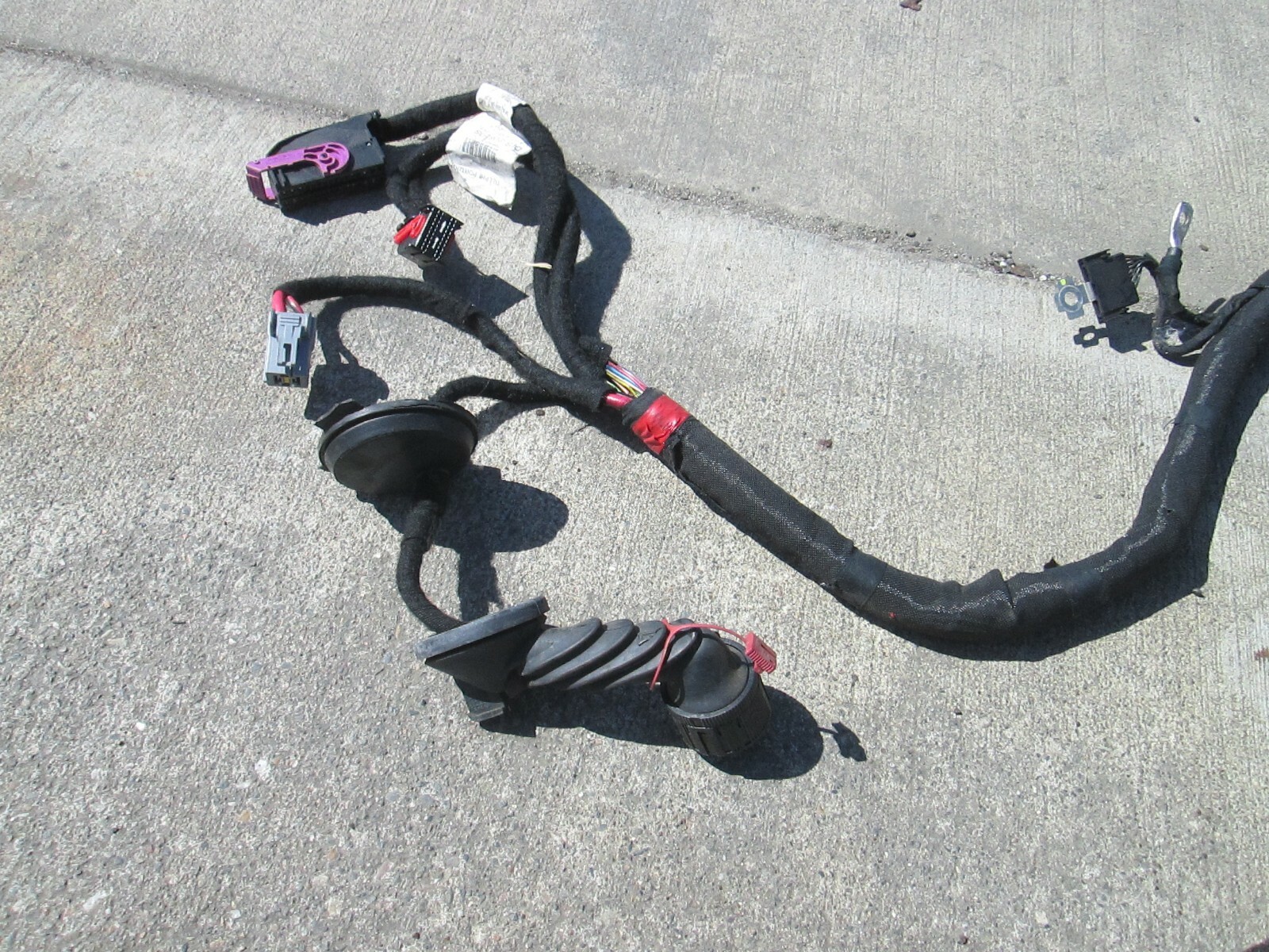 Maserati Quattroporte  05 Trunk Interior Harness Cables 208505