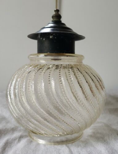 Vintage verre transparent ombre lumière extérieure globe rond spirale hobnail tourbillonnant  - Photo 1/8