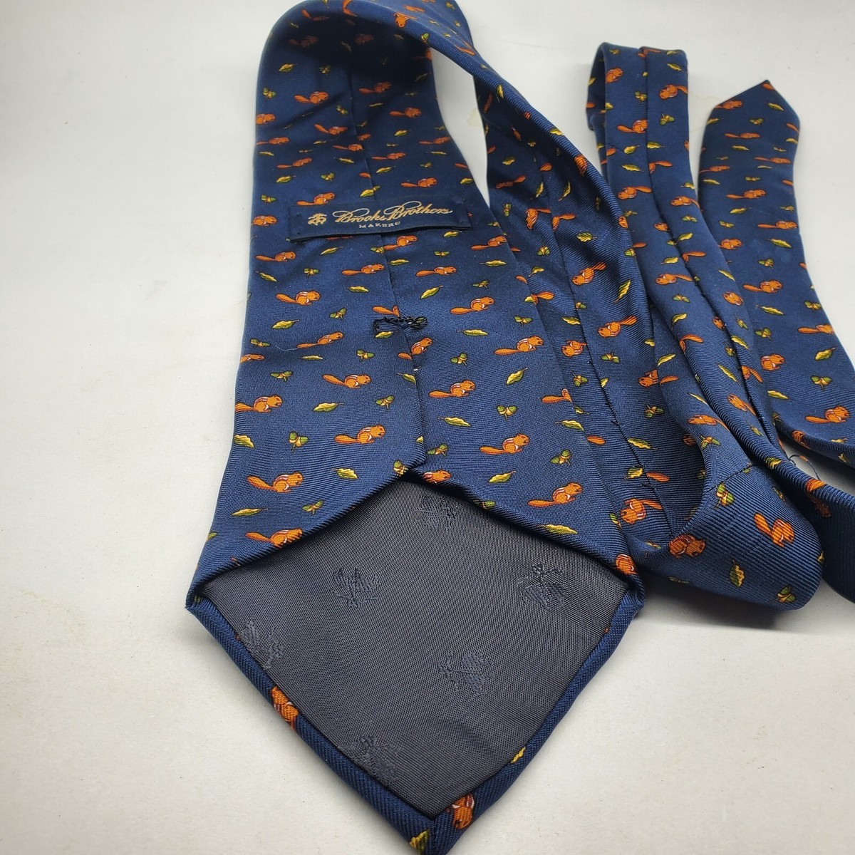 Brooks Brothers Makers Tie Mens 100% Silk Tie Blue Beaver