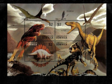 Dominica 2005 - Dinosaurs - Sheet of 4 Stamps - Scott #2521 - MNH