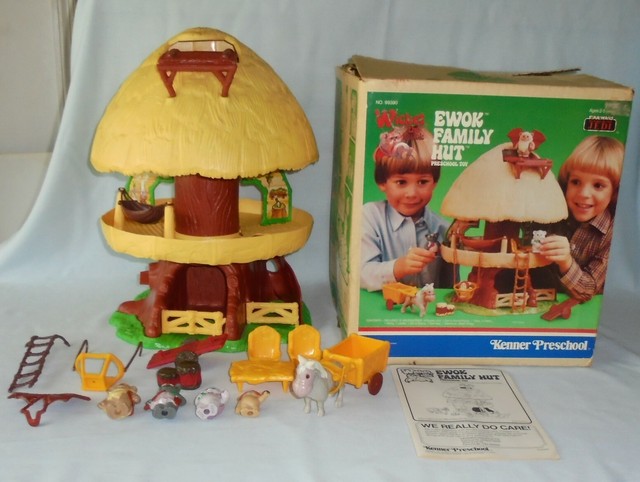 Star Wars Return Of The Jedi Ewok Family Hut Tree House PlaySet Kenner Toy 1984