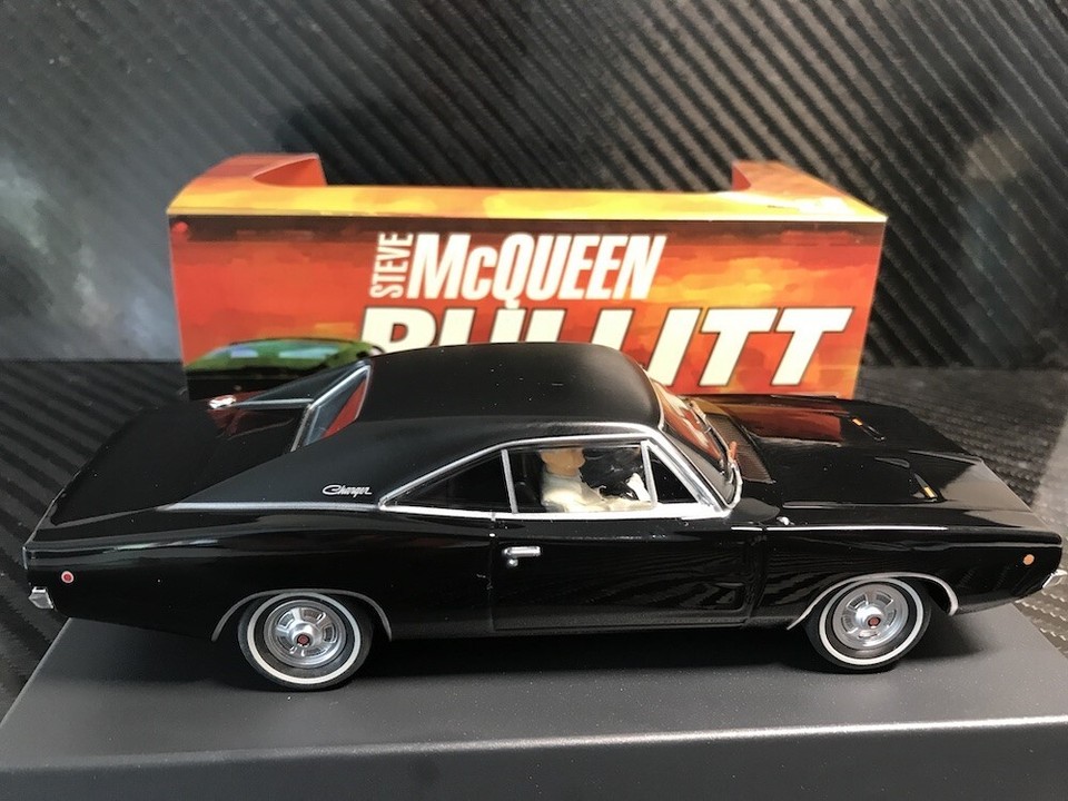 Voiture De Course à Sous Pioneer P126 - Dodge Charger Bullitt 1/32 Avec Aimant Néodyme