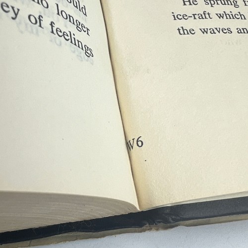 1970s Dracula and Frankenstein HCDJ Book Club Edition gutter code W6 - Picture 13 of 13
