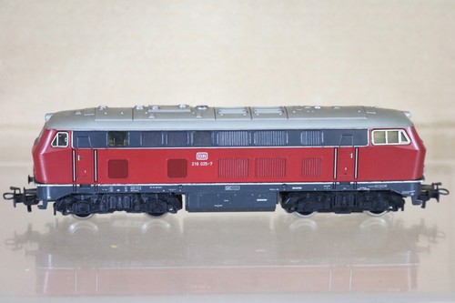 Rivarossi Test Loco Märklin MäRKLIN 3075 AC DB BR 212 Loco 2932 Compatible Con - Imagen 2 de 8