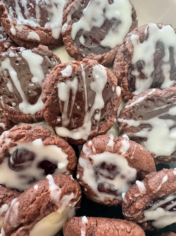 Galletas con huella digital de chocolate * Sin huevo * Galletas de Navidad Foto 3 de 4