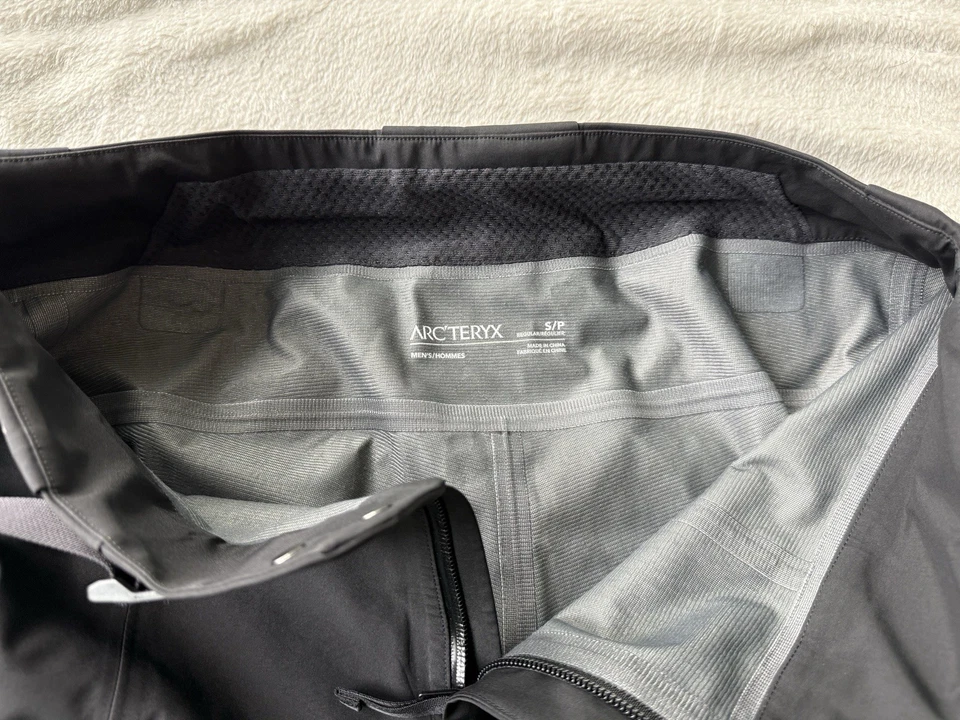 Pantalones de snowboard Arc'teryx Gore-Tex para hombre Foto 3 de 3