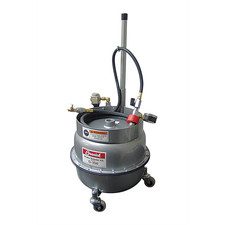 Branick 900-679 Pressure Brake Bleeder Branick 900-679 Pressure Brake Bleeder