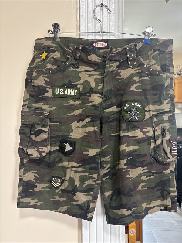 Zoey Beth Women's U.s Army Green Pants Size 10 Short Pants