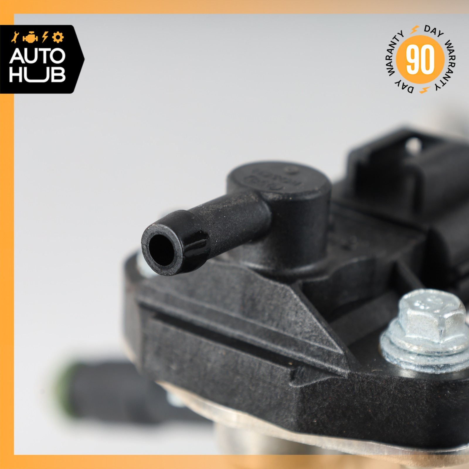 10-17 Aston Martin DB9 Rapide Left Side Fuel Injector Rail w/Injectors OEM