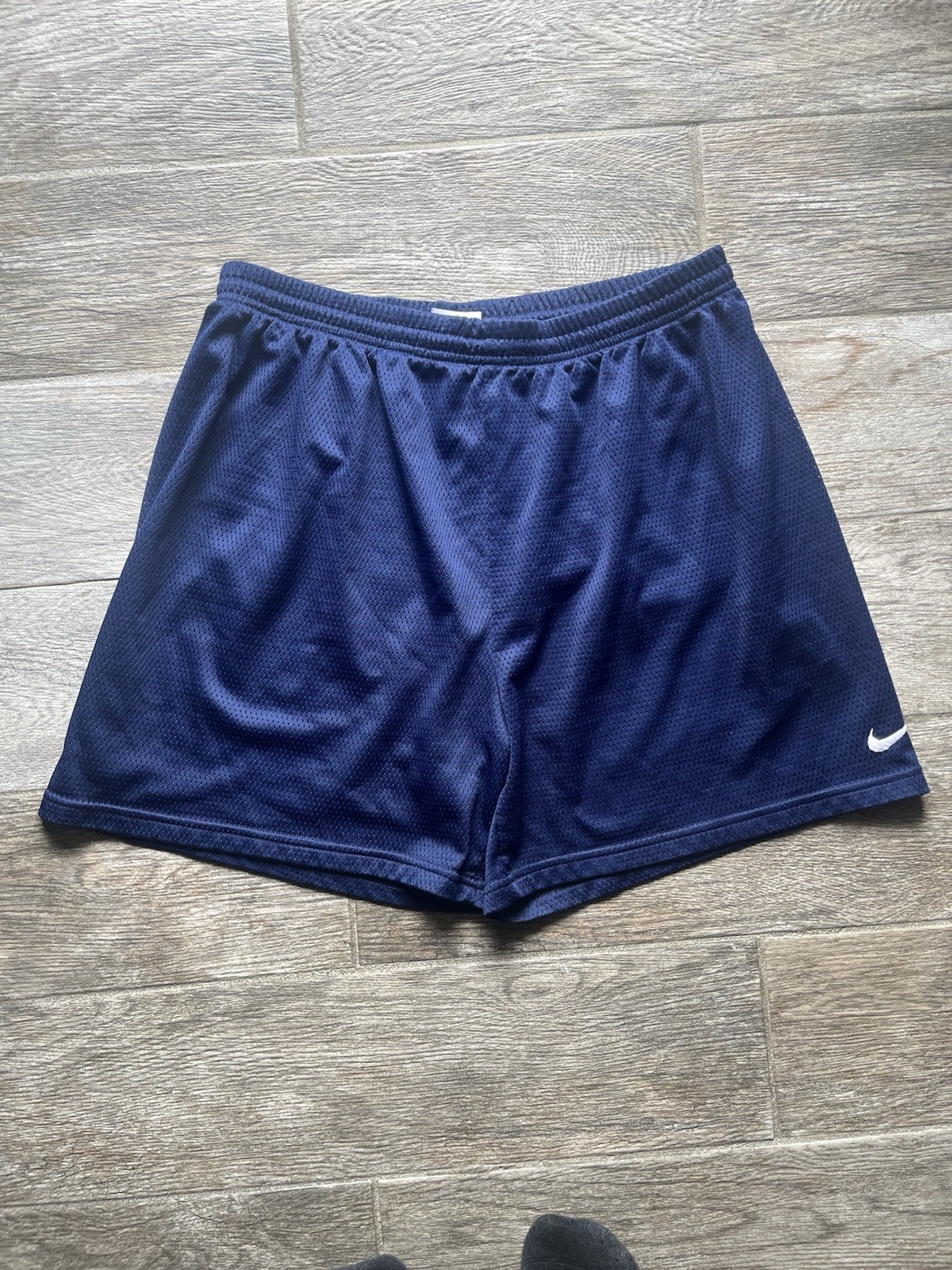 Vintage 90’s Nike Paper Tag Athletic Sports Basketball Embroidered Swoosh Shorts