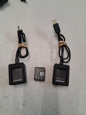 2 GoPro Hero3 Double  Chargers AHBBP 301 +  1  battery that is holding a Charge