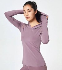 Breathable Quick-Drying Slim Fit Yoga Top for Women