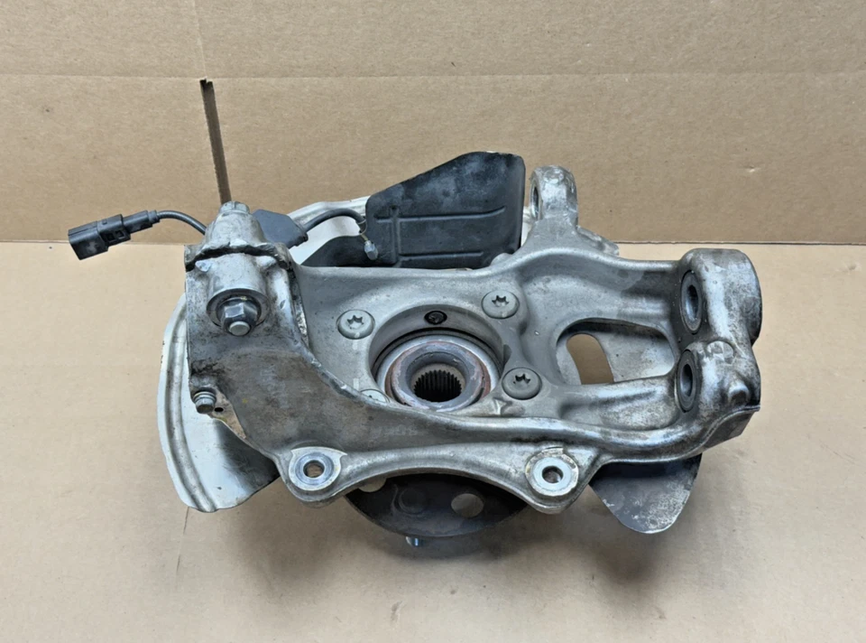 2018-2023 Kia Stinger Driver Side Front Left Spindle Knuckle Hub AWD PO42 OEM - Image 3 of 4