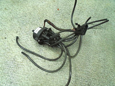 Oil injection Pump 5007019 5005698 Evinrude E-Tec ETEC Outboard 200 225 250 Hp