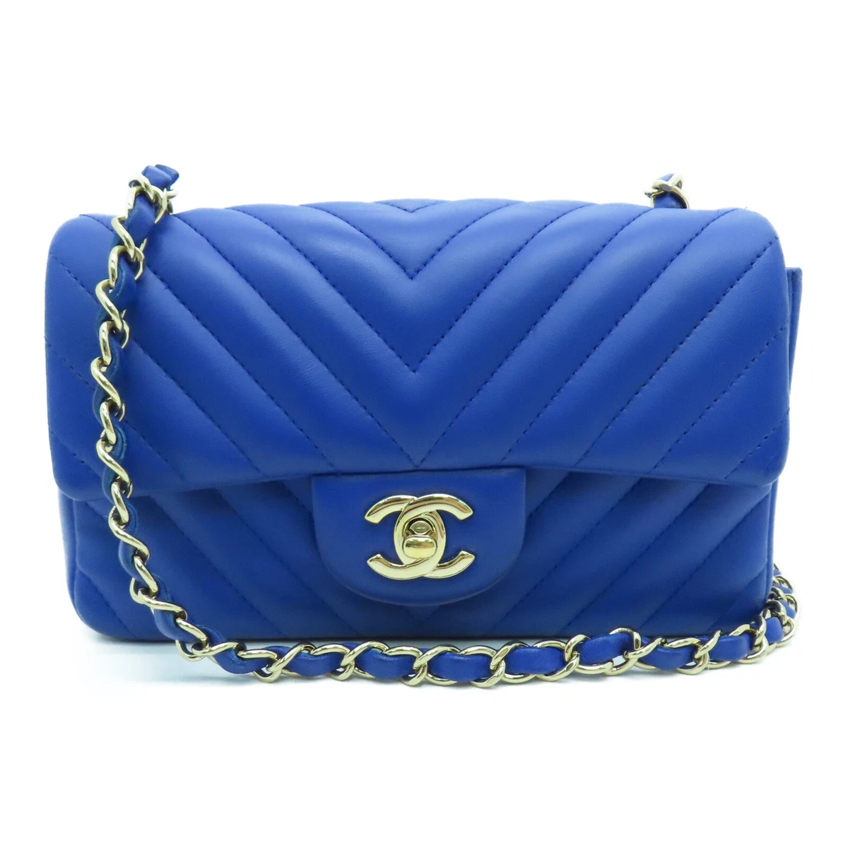 Pre-Owned Chanel Blue Quilted Lambskin Leather Medium Flap Bag