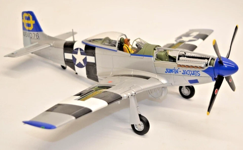 Corgi North American P-51D Mustang, 'Jumpin Jacques', 3rd FS/5th. AA34404. 1/32. - Image 2 of 4