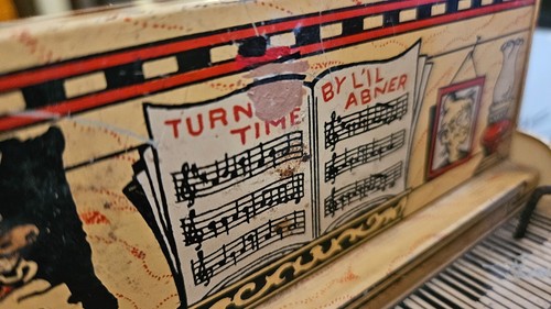 Li’L Abner Dogpatch band wind up 1945, repro box, works!! - Picture 3 of 8