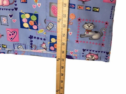 Scrub H.Q. Women's M Cat Yarn Scrub Top Medical Dental Daycare Vet Pockets - Picture 10 of 10