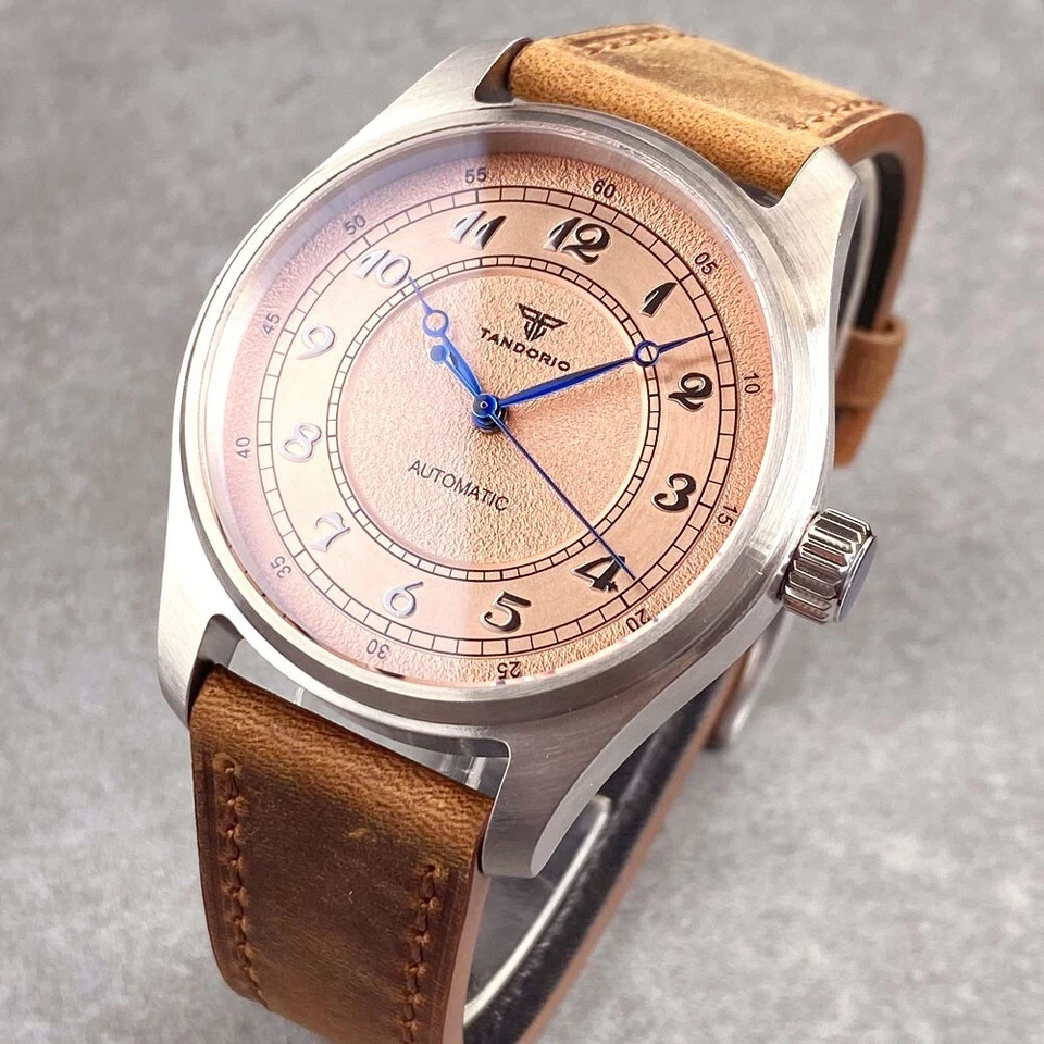 Relojes piloto Tandorio rosa mate números árabes 39 mm cristal de zafiro NH35 para hombre Foto 4 de 4