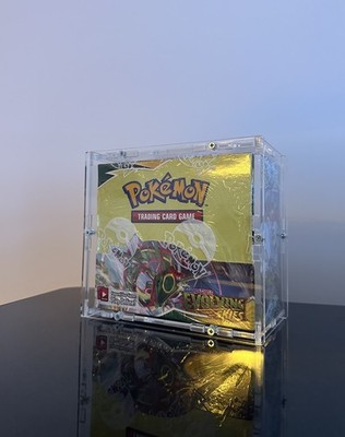OVP Pokemon Evolving Skies Display/Booster Box EN In Acryl Case