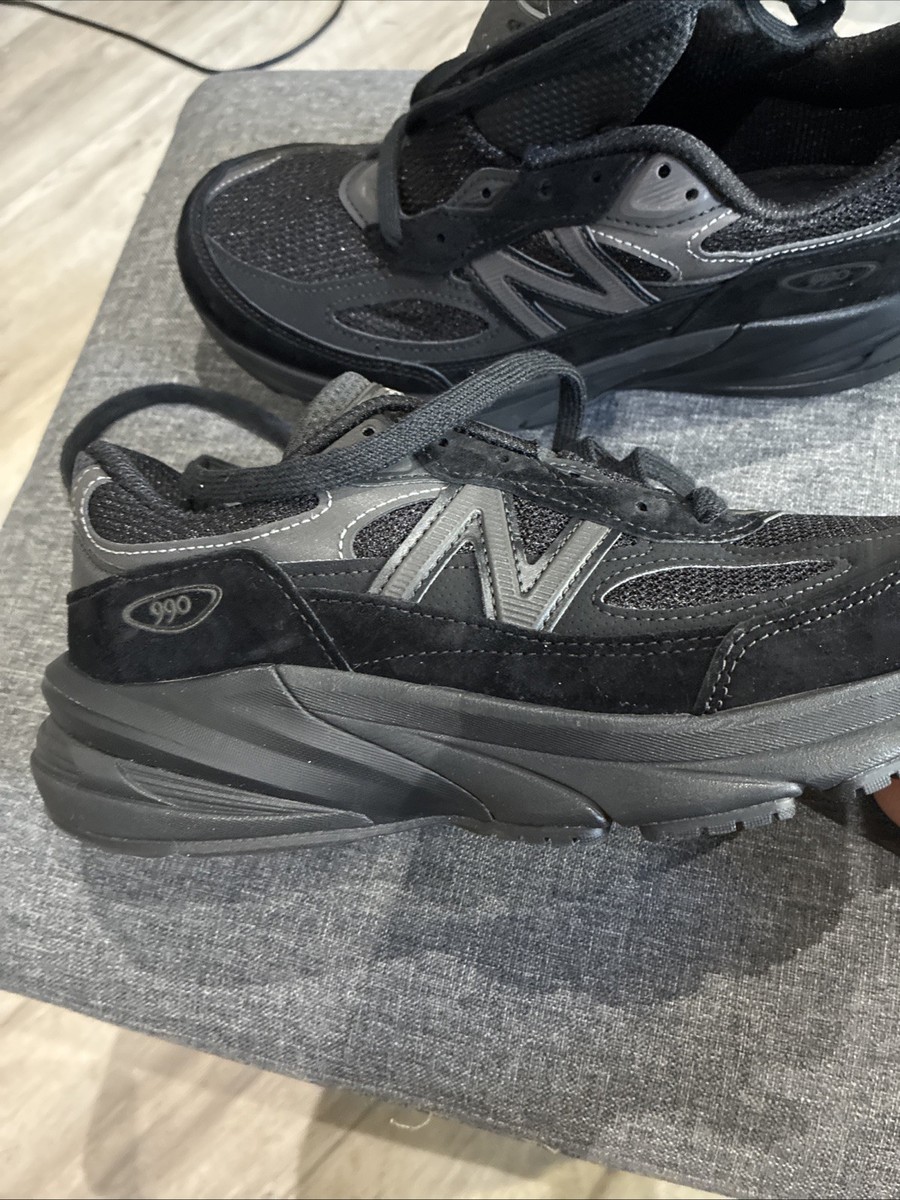 New Balance 990v6 Triple Black Suede Men's Size 6 No Insoles Brand