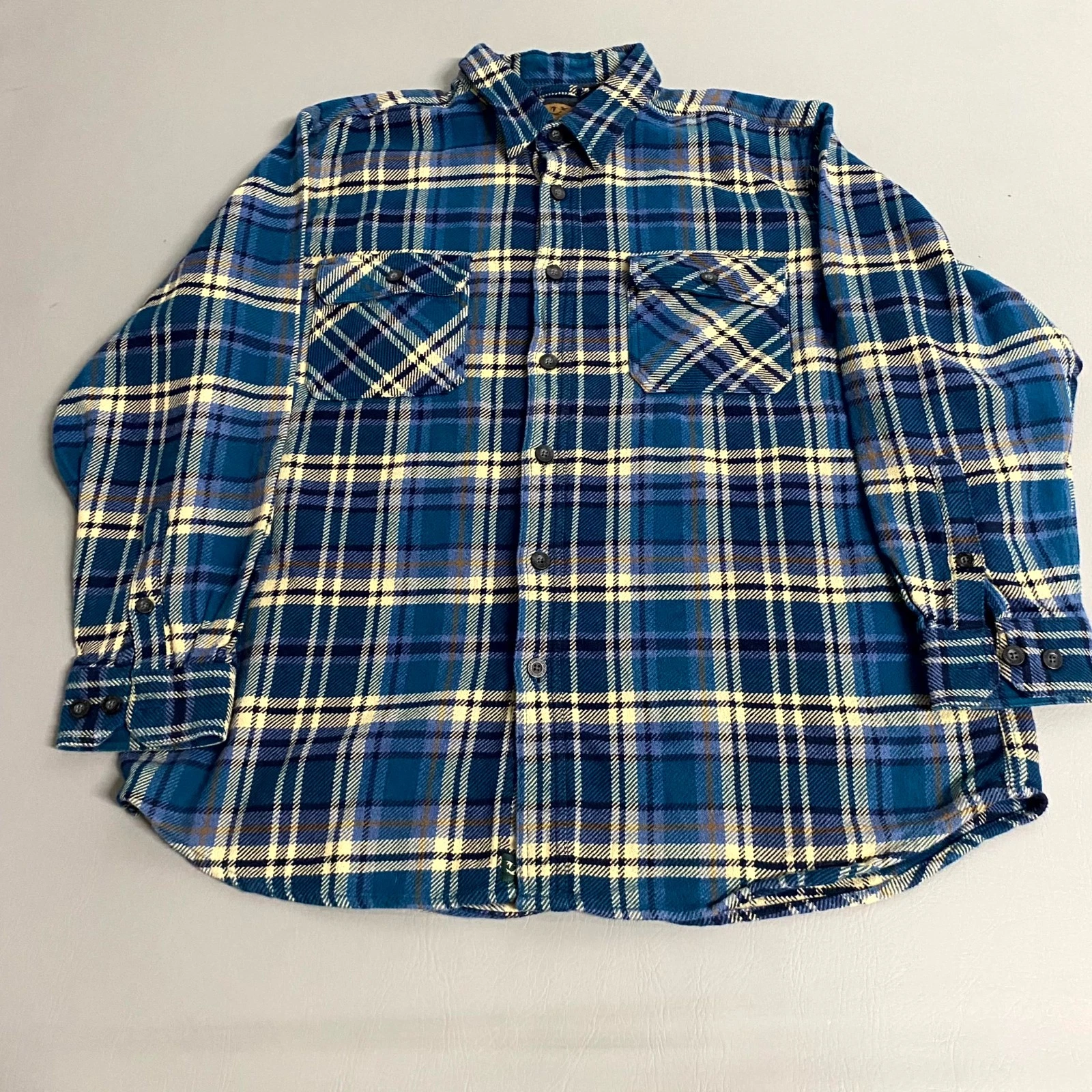 Outdoor Life Flannel Shirt Mens 2XL Blue Plaid Flap Pocket Regular Fit Button Up
Opens in a new wind