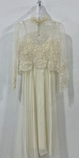 Vintage 1960s-1970s Lace Wedding Dress Size 8