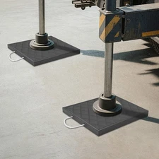 2PCS 18x18 Inch Outrigger Pads 20 Ton Capacity UHMWPE Crane RV Jack Pads Black