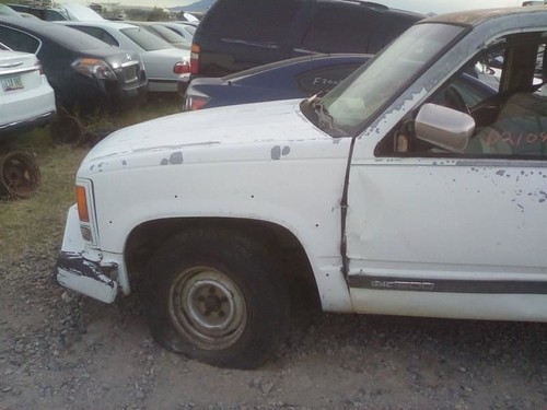 Radiator 8-350 20-3/4" Wide Fits 88-93 CHEVROLET 1500 PICKUP 195172 - Picture 4 of 12