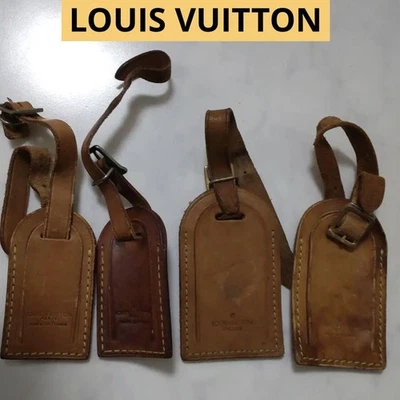 Louis Vuitton Lot De Étiquettes Bagage Pour Valise De Voyage - Photo 1/4