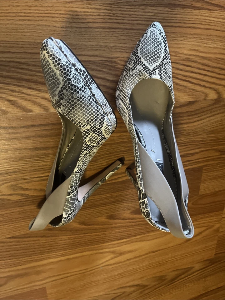 Туфли-лодочки BCBG Maxazria из змеиной кожи на каблуках 10 М - Изображение 2 из 4