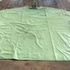 Reclaimed Vintage Inspired Organic Cotton t-shirt with Print in Green Size M 