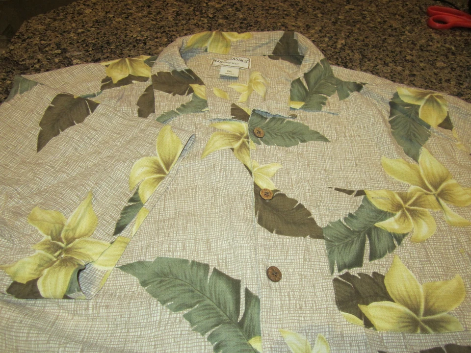 Camisa Boca Classics Abotonada - Marrón Con Flores - 2XL - 100% Seda Foto 2 de 3