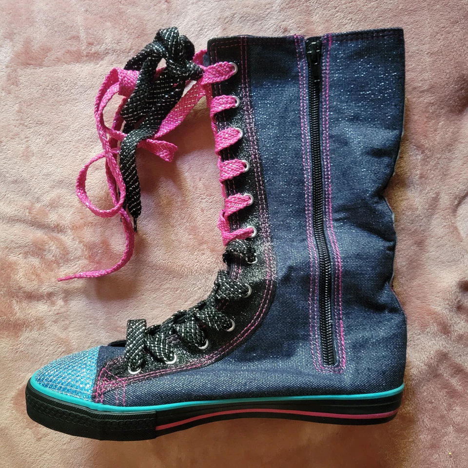 Nuevas Botas Tenis Niñas Talla 5 Azul Brillo Denim Peace Love Hasta la Rodilla Nuevas con Etiquetas Foto 4 de 4